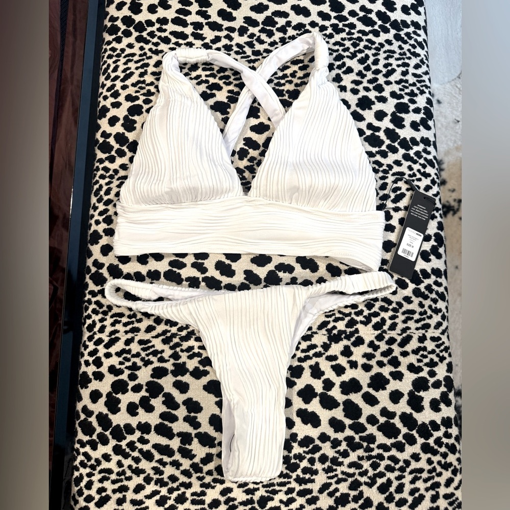 NWT White Ruched Bikini Set – Crisscross Top, Cheeky Bottom, Size M